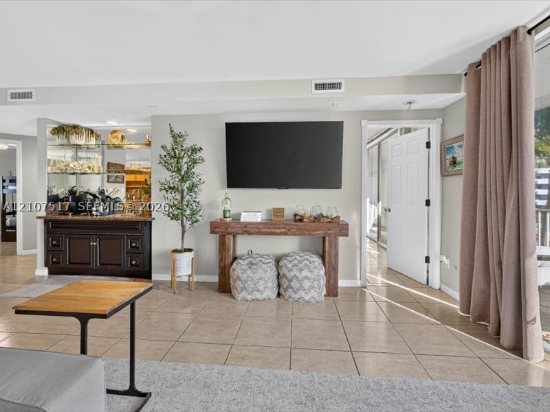 16531 NE 35th Ave #402-11, North Miami Beach FL 33160