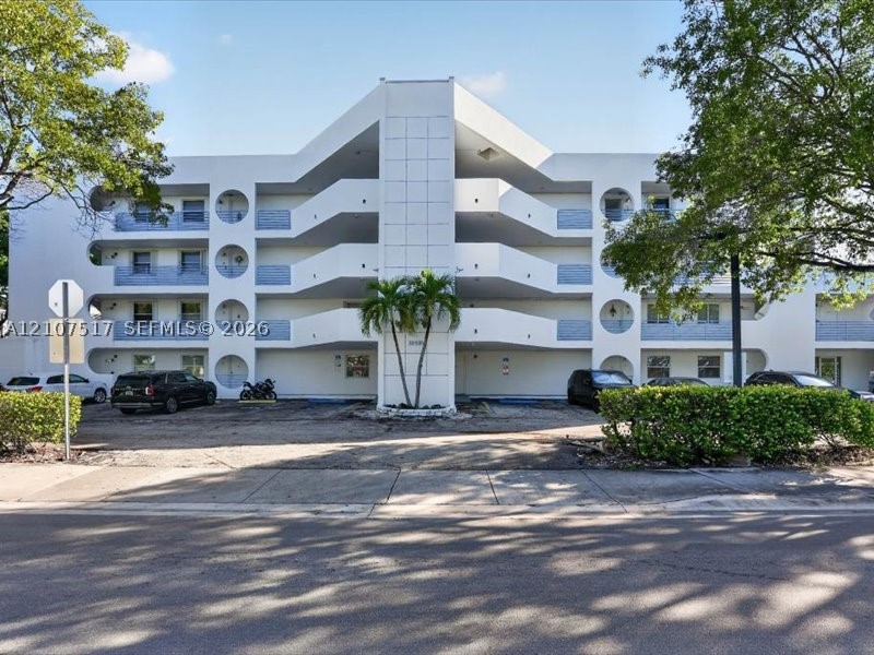 16531 NE 35th Ave #402-11, North Miami Beach FL 33160