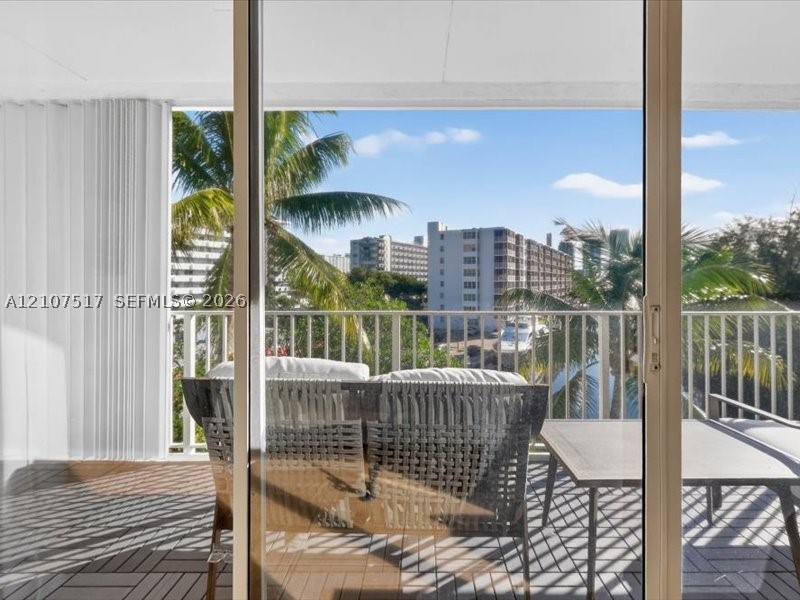 16531 NE 35th Ave #402-11, North Miami Beach FL 33160