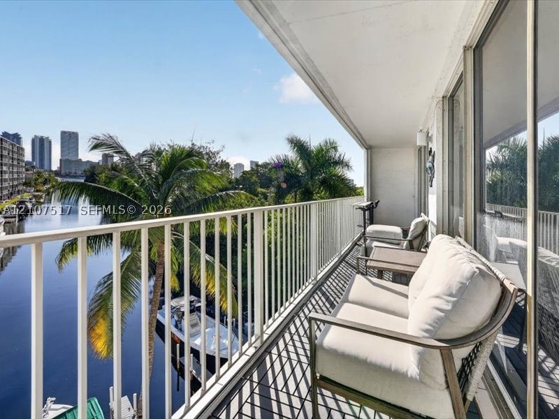 16531 NE 35th Ave #402-11, North Miami Beach FL 33160