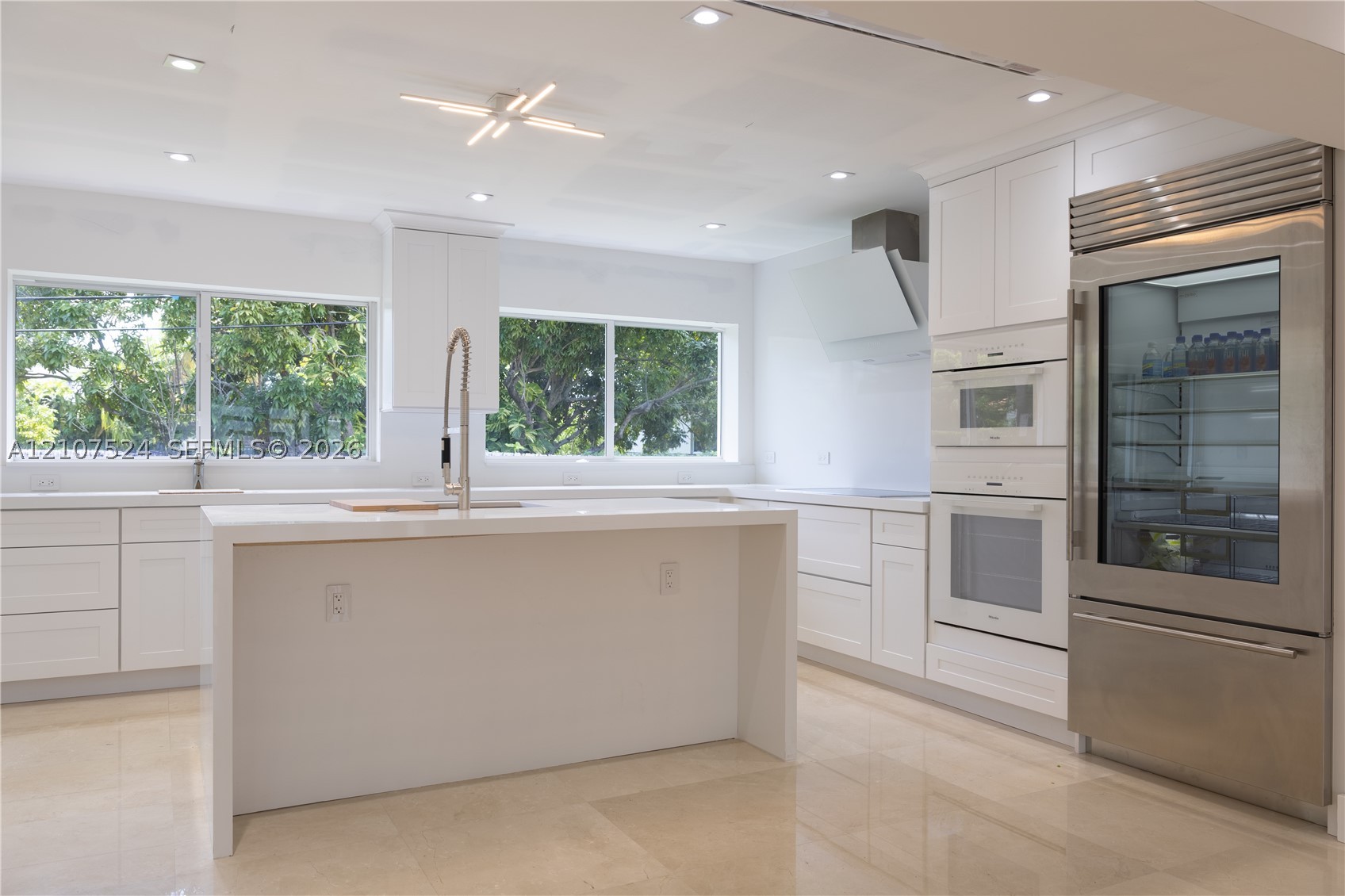 310 190th St, Sunny Isles Beach FL 33160