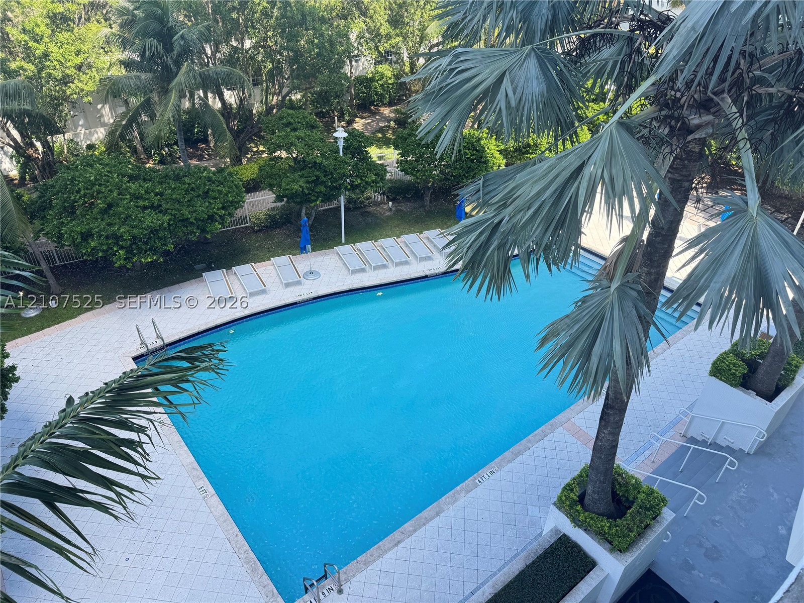 7910 Harbor Island Dr #405, North Bay Village FL 33141