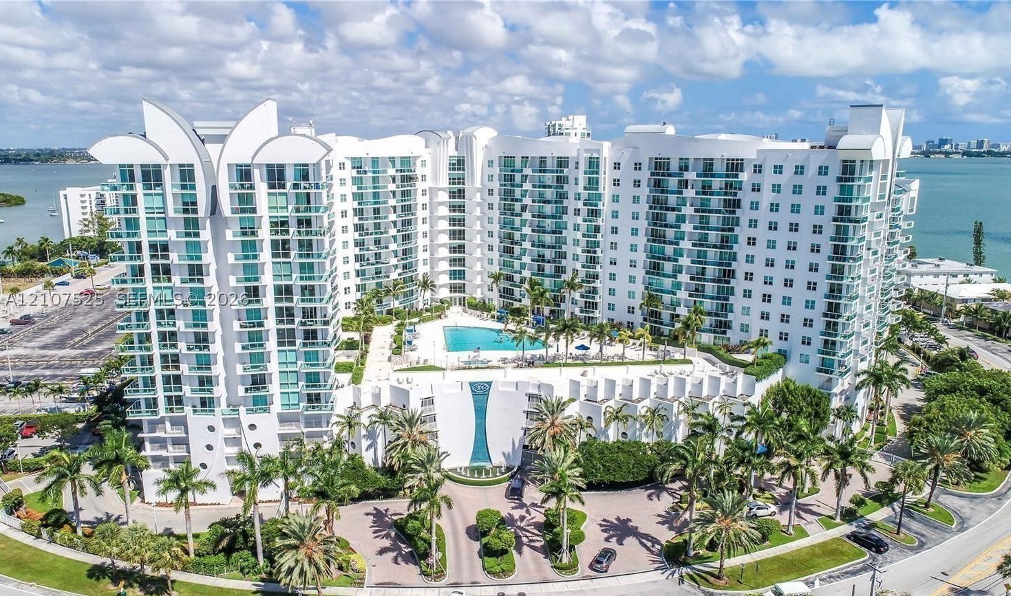 7910 Harbor Island Dr #405, North Bay Village FL 33141