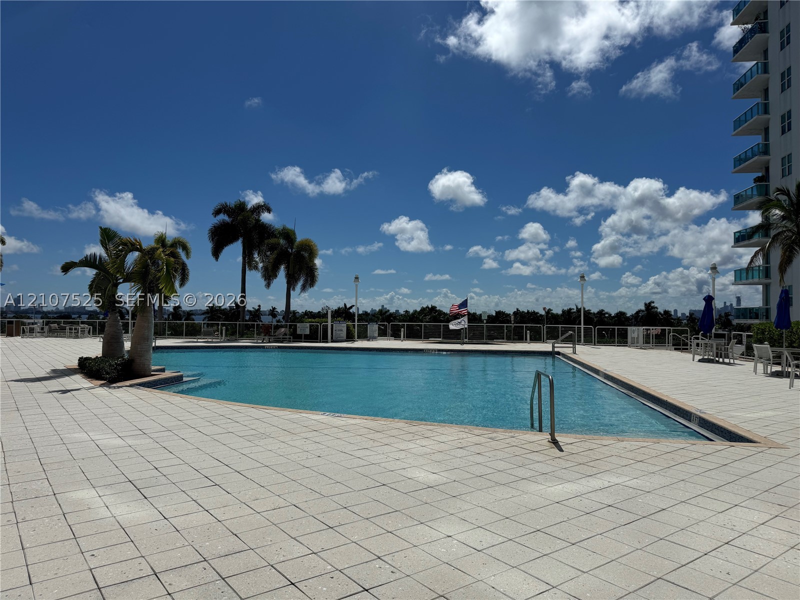 7910 Harbor Island Dr #405, North Bay Village FL 33141