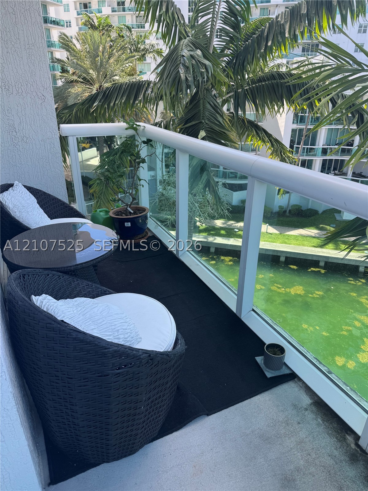 7910 Harbor Island Dr #405, North Bay Village FL 33141