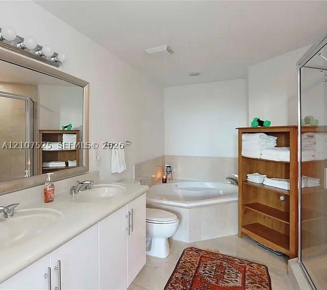 7910 Harbor Island Dr #405, North Bay Village FL 33141
