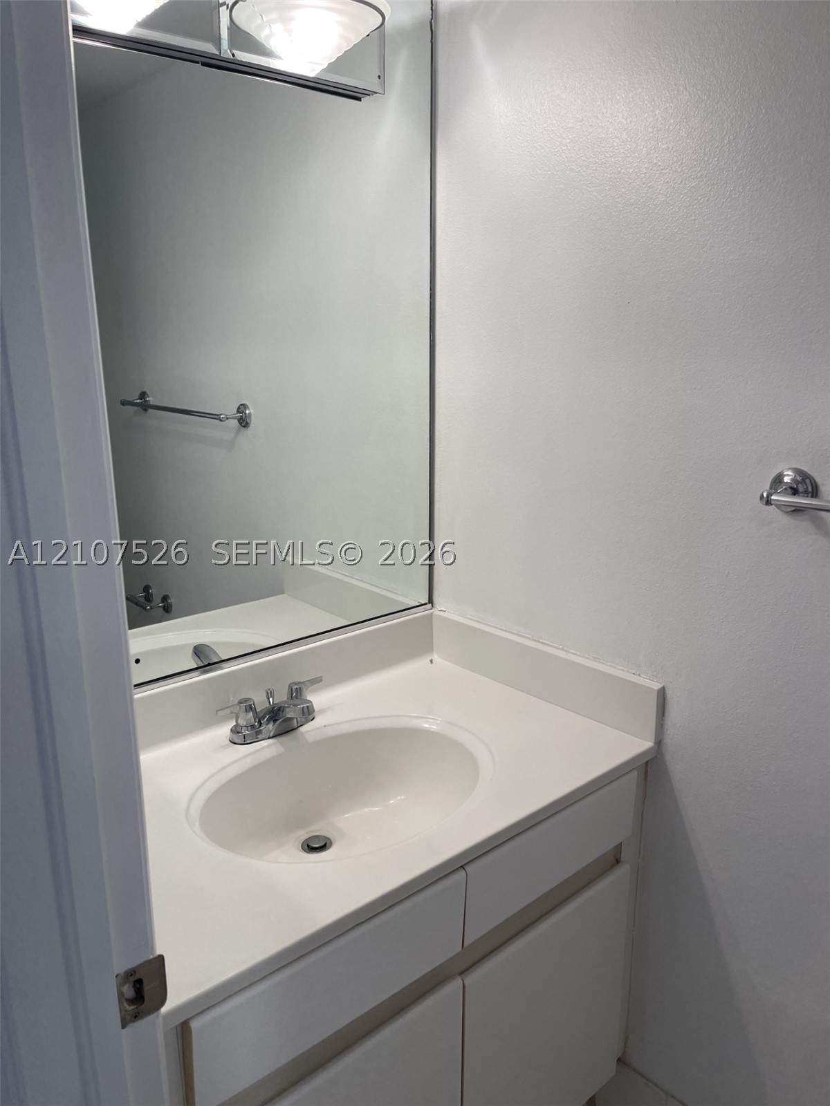 1800 Sunset Harbour Dr #905, Miami Beach FL 33139