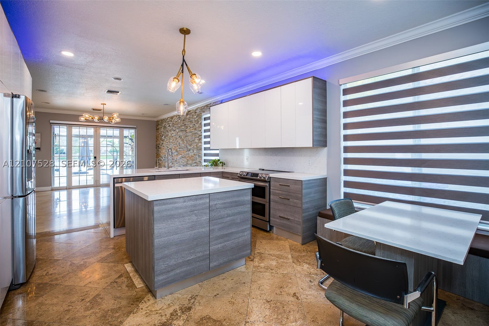 1593 SW 189th Ave, Pembroke Pines FL 33029