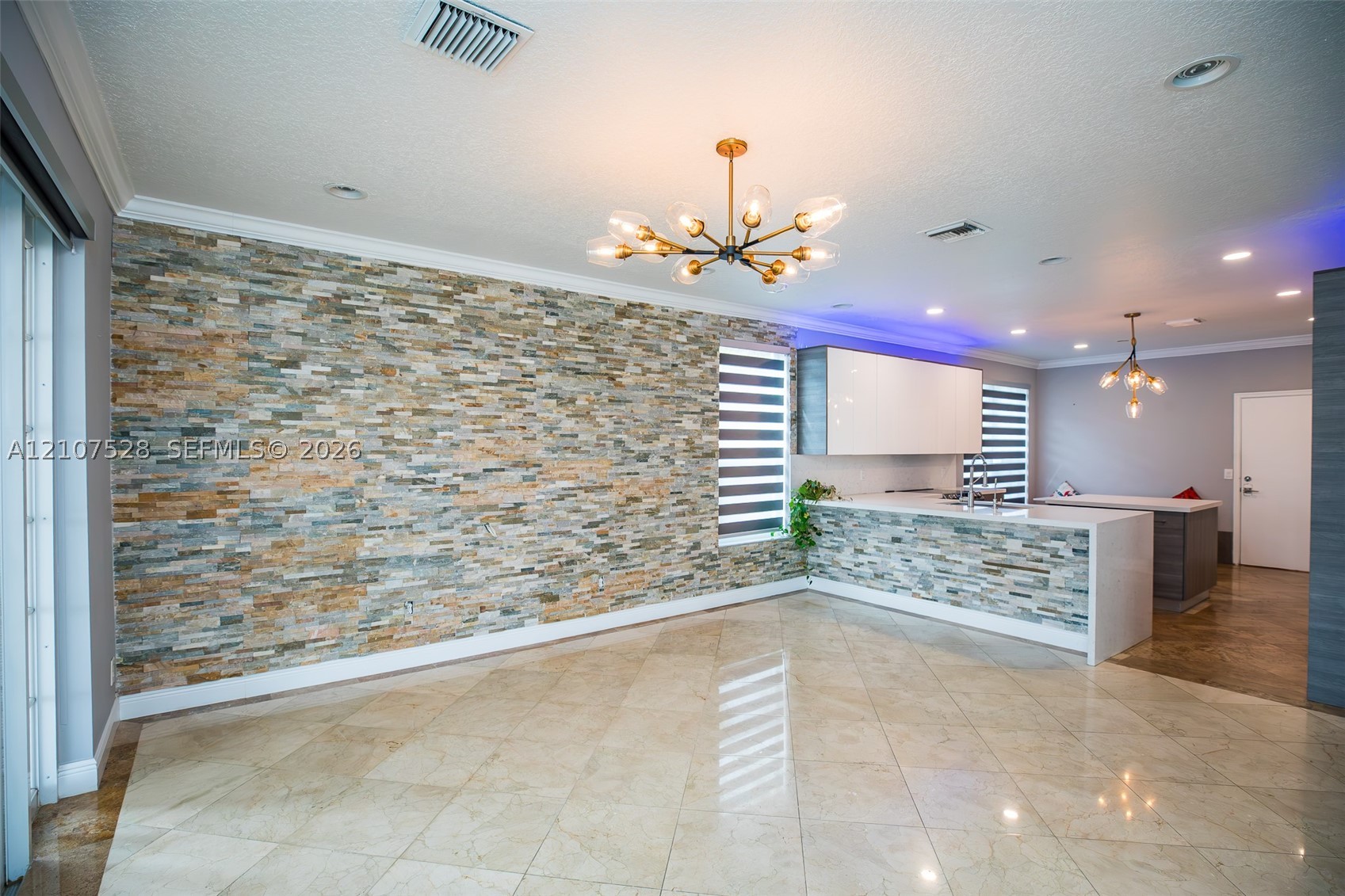 1593 SW 189th Ave, Pembroke Pines FL 33029