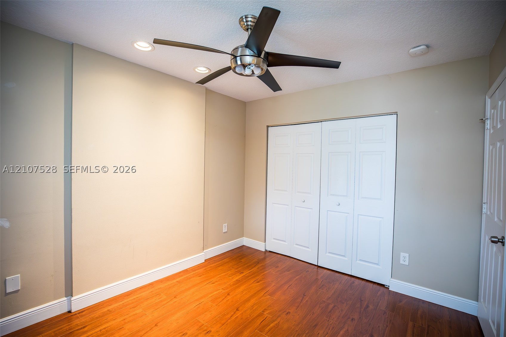 1593 SW 189th Ave, Pembroke Pines FL 33029