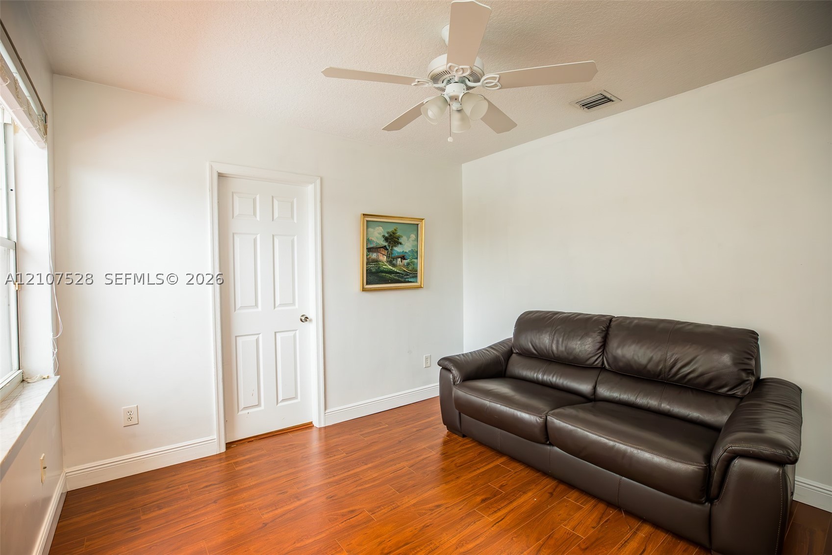 1593 SW 189th Ave, Pembroke Pines FL 33029