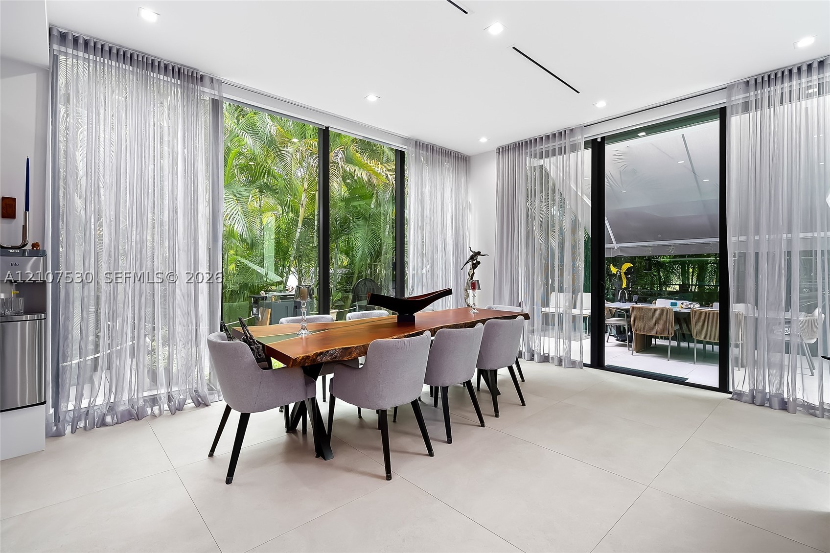 311 SE 189th St., Sunny Isles Beach FL 33160