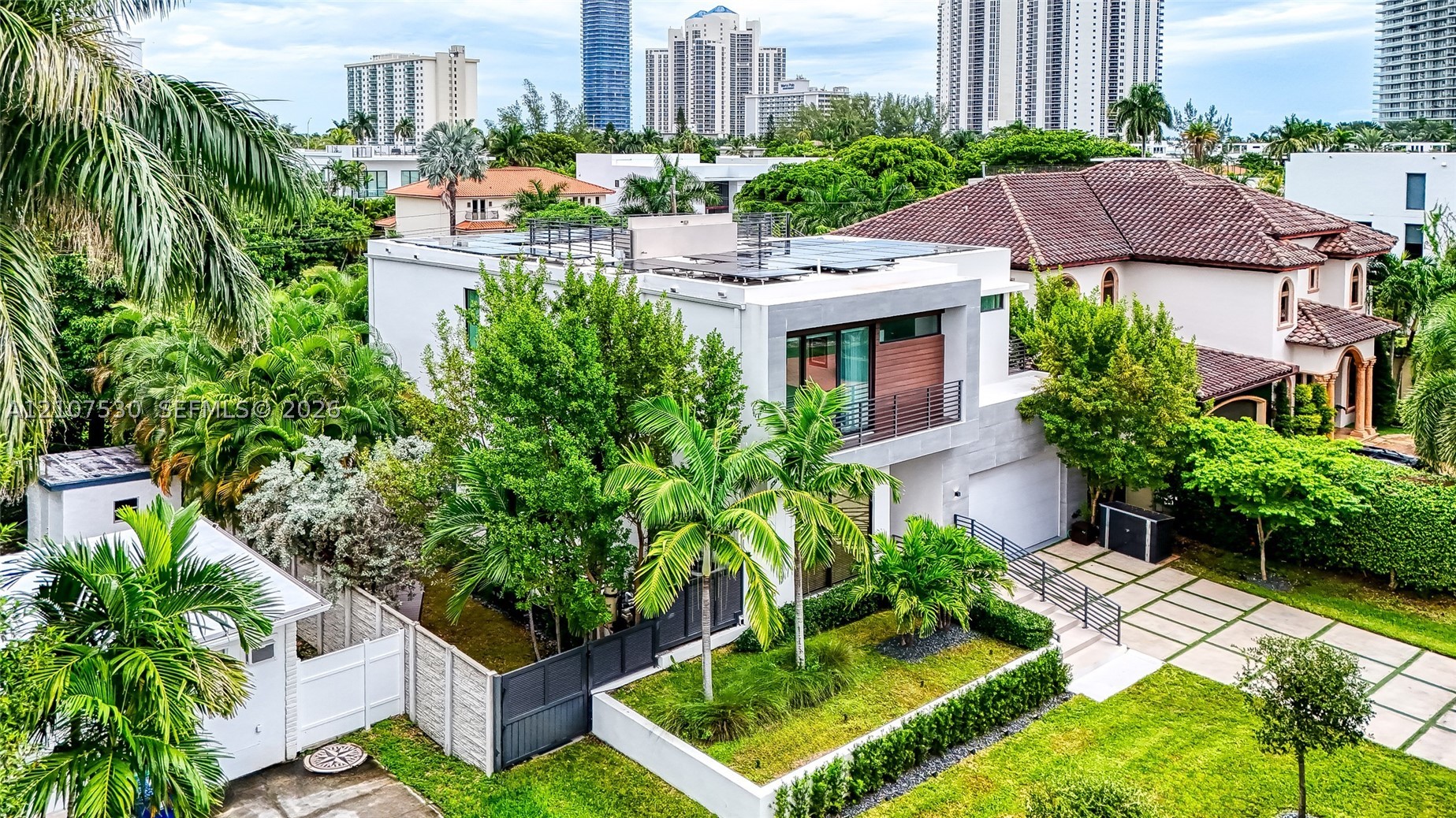 311 SE 189th St., Sunny Isles Beach FL 33160