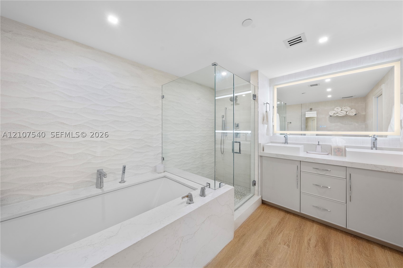 540 West Ave #911, Miami Beach FL 33139