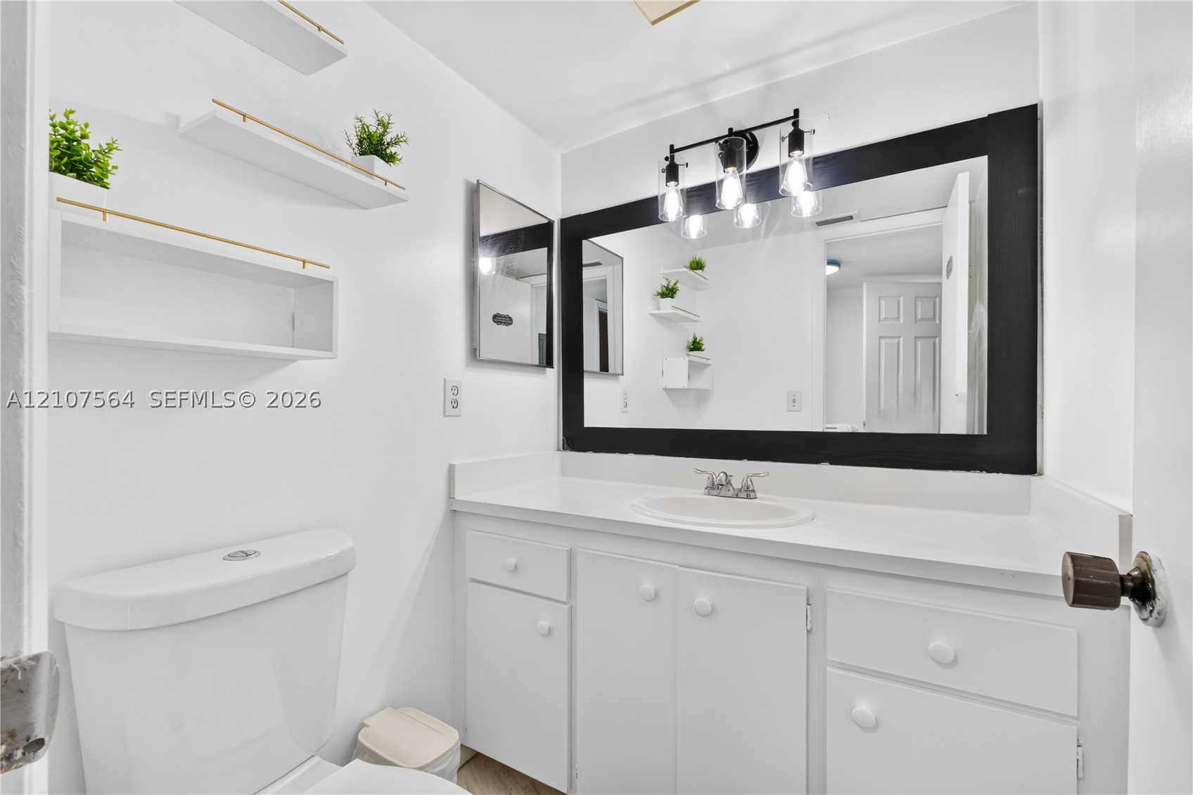 2185 White Pine Cir #B, Green Acres FL 33415