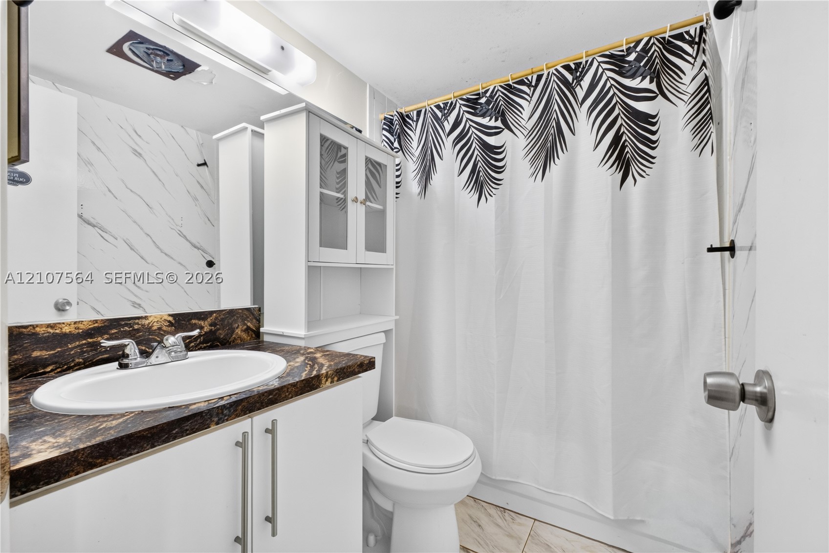 2185 White Pine Cir #B, Green Acres FL 33415