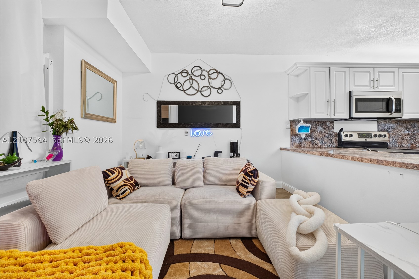 2185 White Pine Cir #B, Green Acres FL 33415