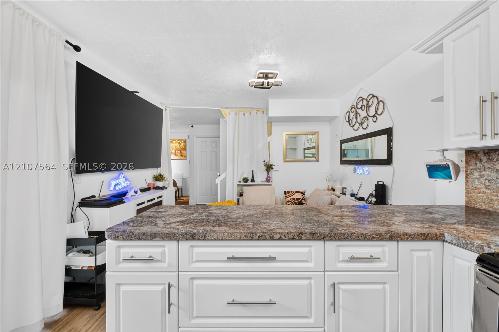 2185 White Pine Cir #B, Green Acres FL 33415