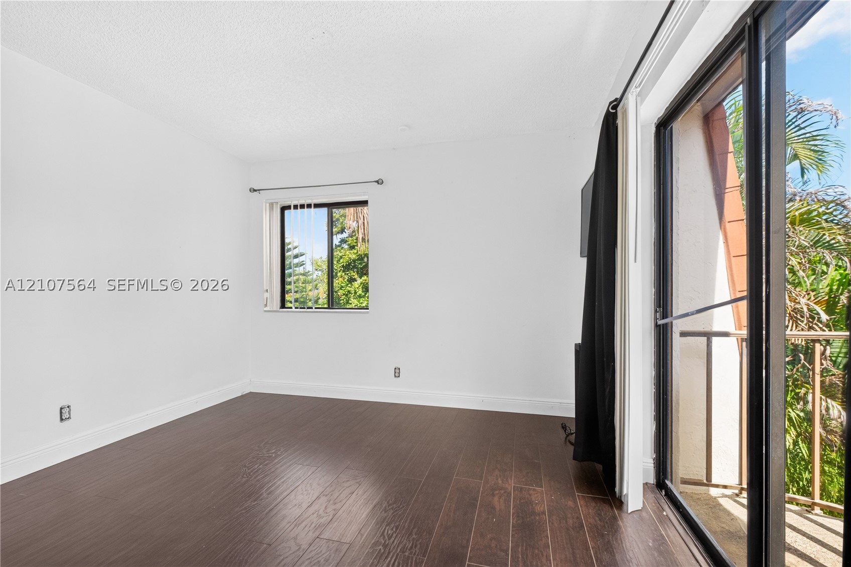 2185 White Pine Cir #B, Green Acres FL 33415