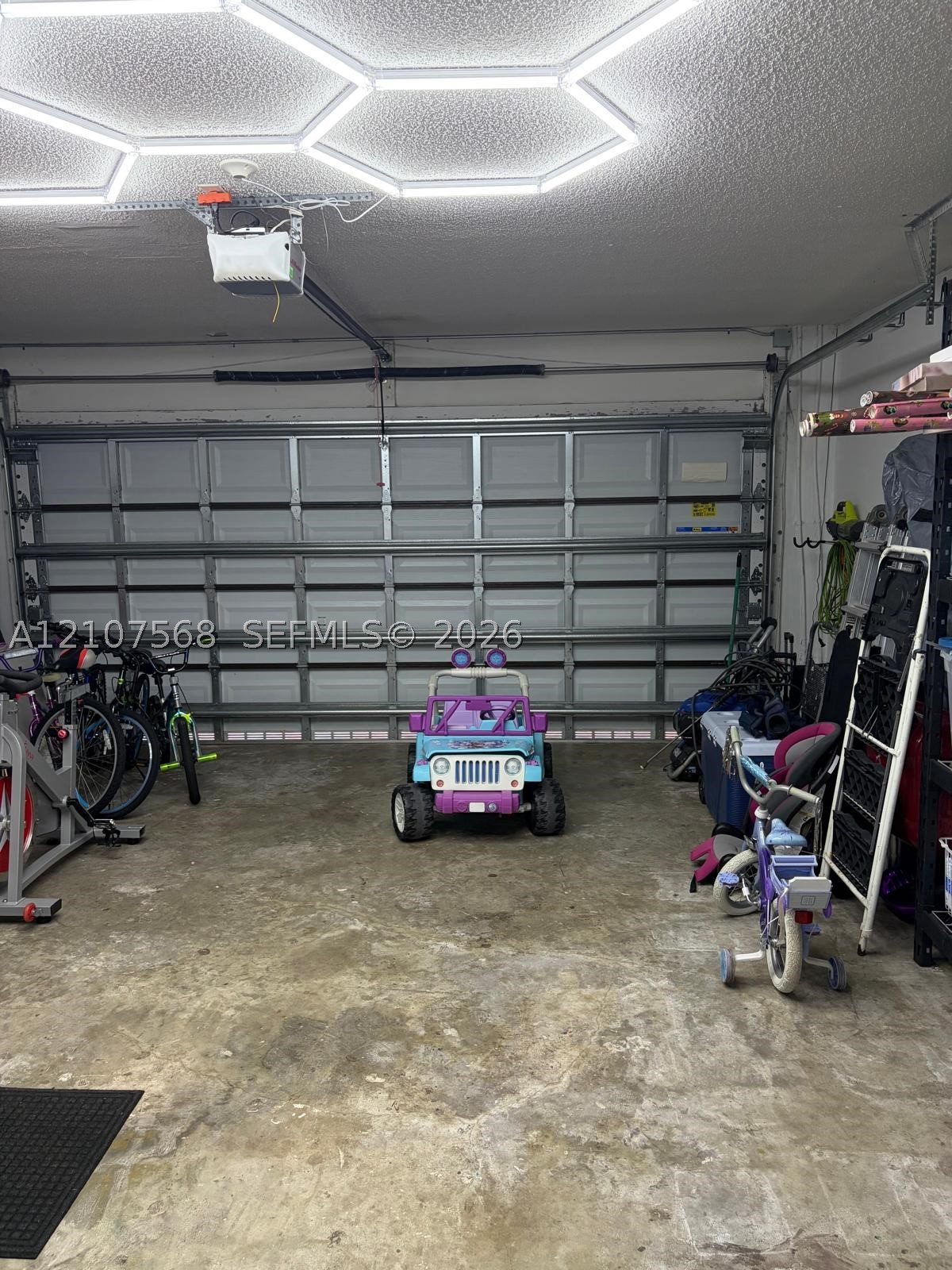 15416 SW 99th Ln, Miami FL 33196