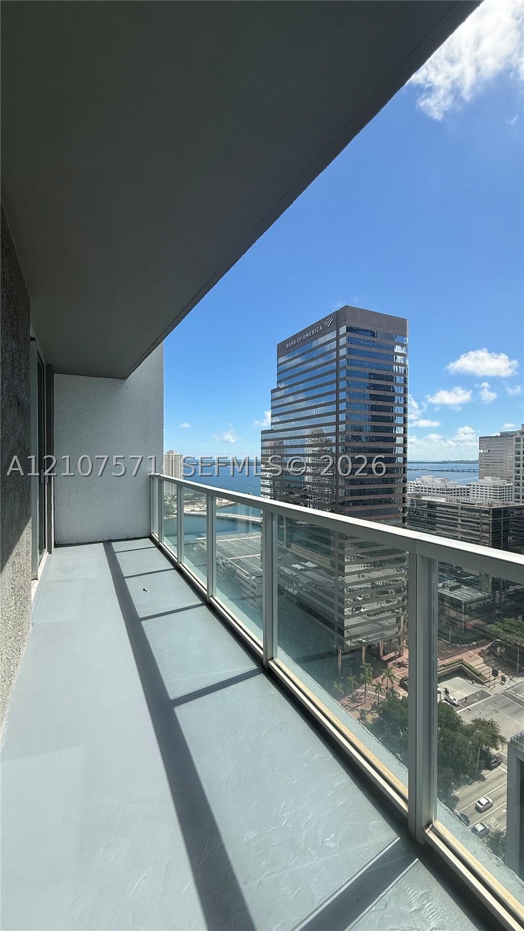 500 Brickell Ave #2808, Miami FL 33131