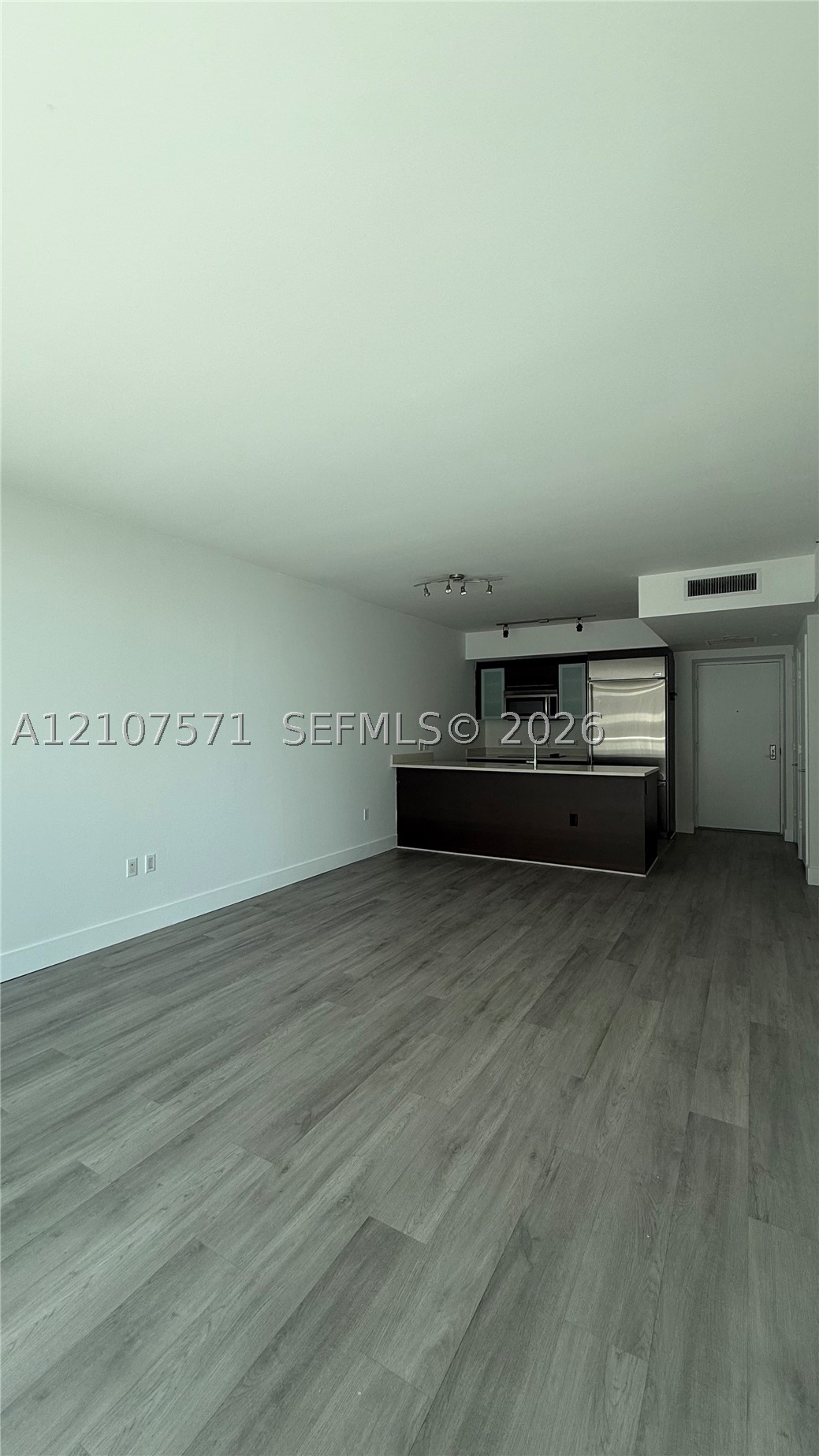 500 Brickell Ave #2808, Miami FL 33131