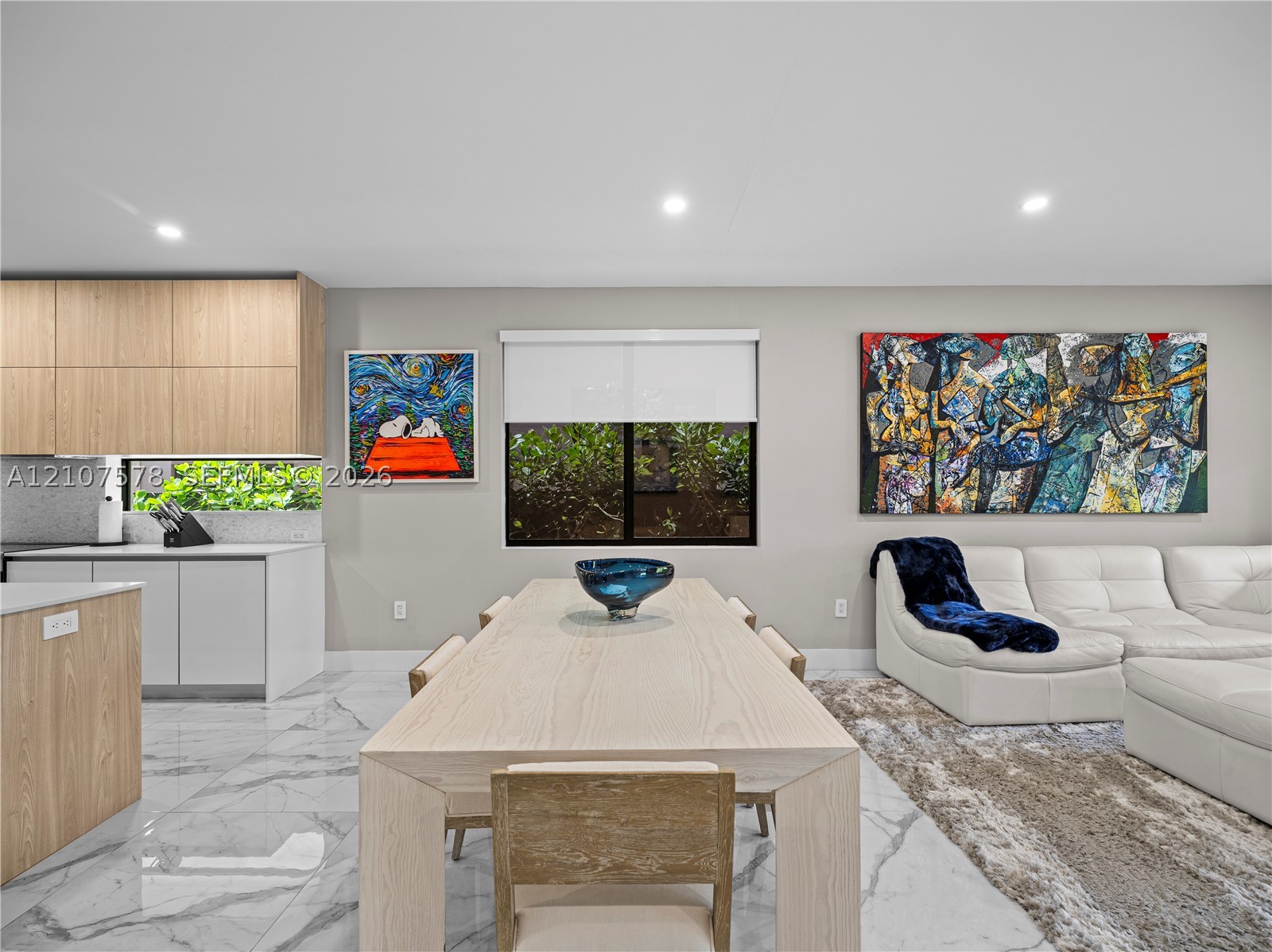 307 SW 10th St, Fort Lauderdale FL 33315