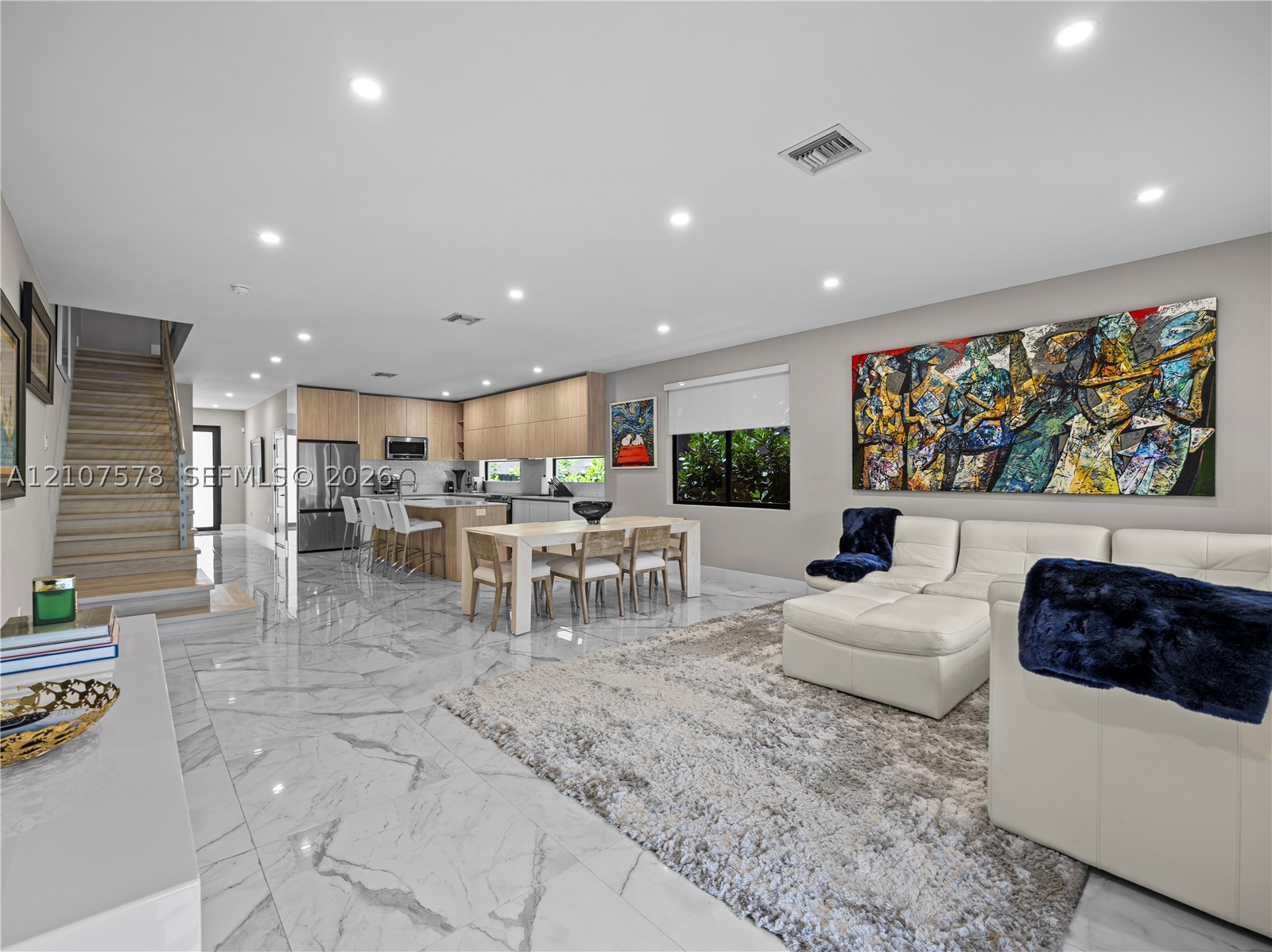 307 SW 10th St, Fort Lauderdale FL 33315