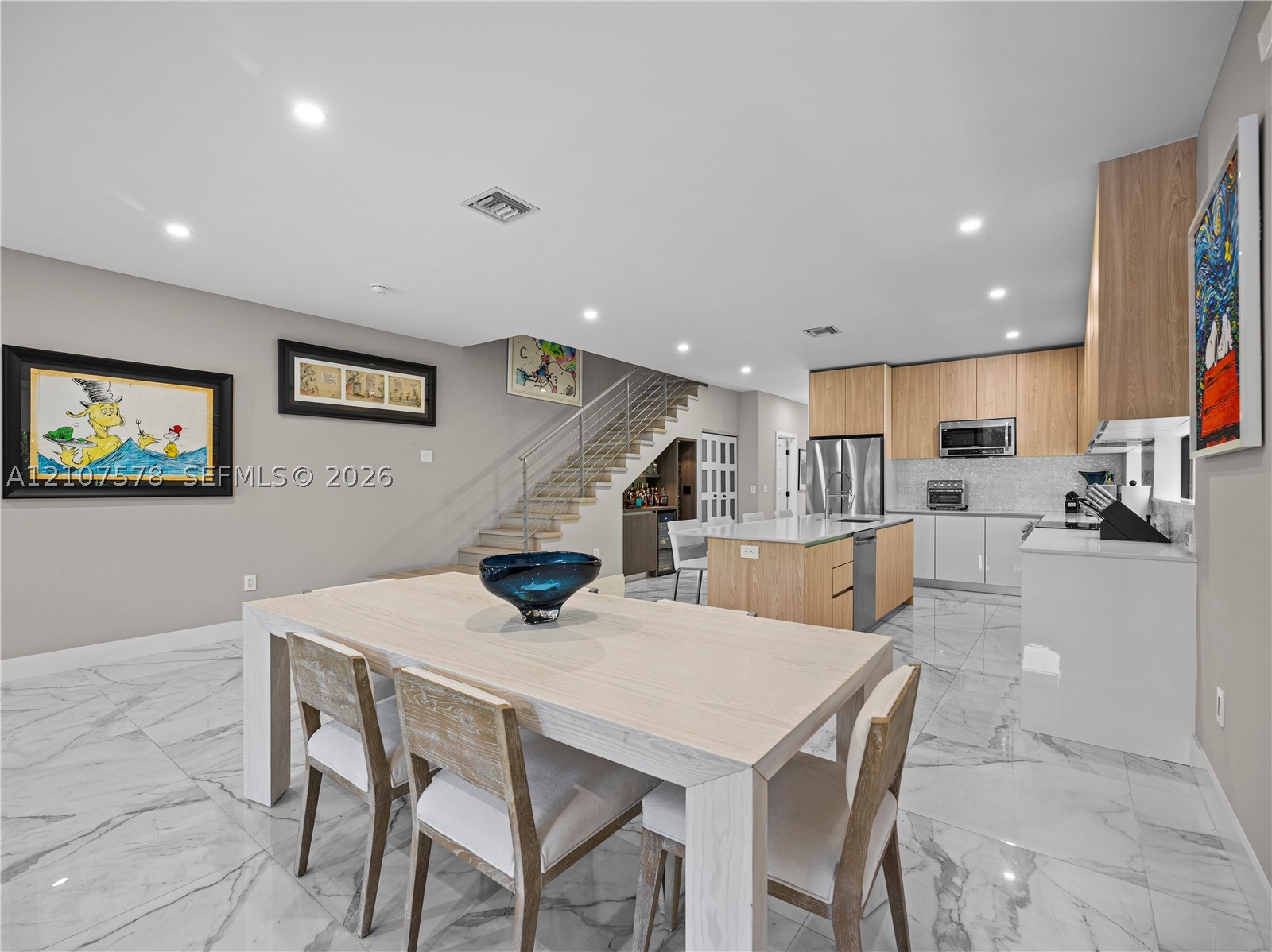 307 SW 10th St, Fort Lauderdale FL 33315