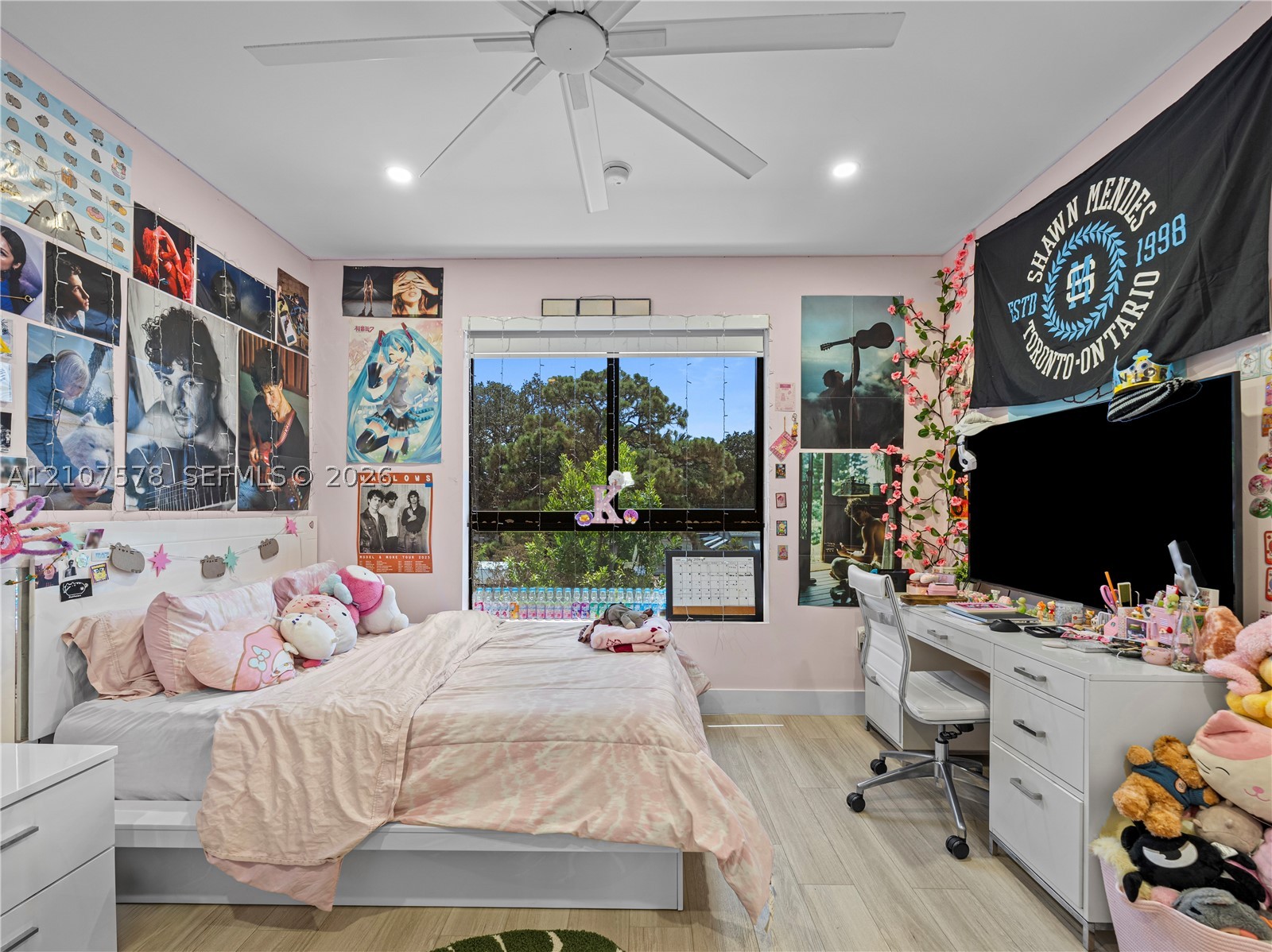 307 SW 10th St, Fort Lauderdale FL 33315