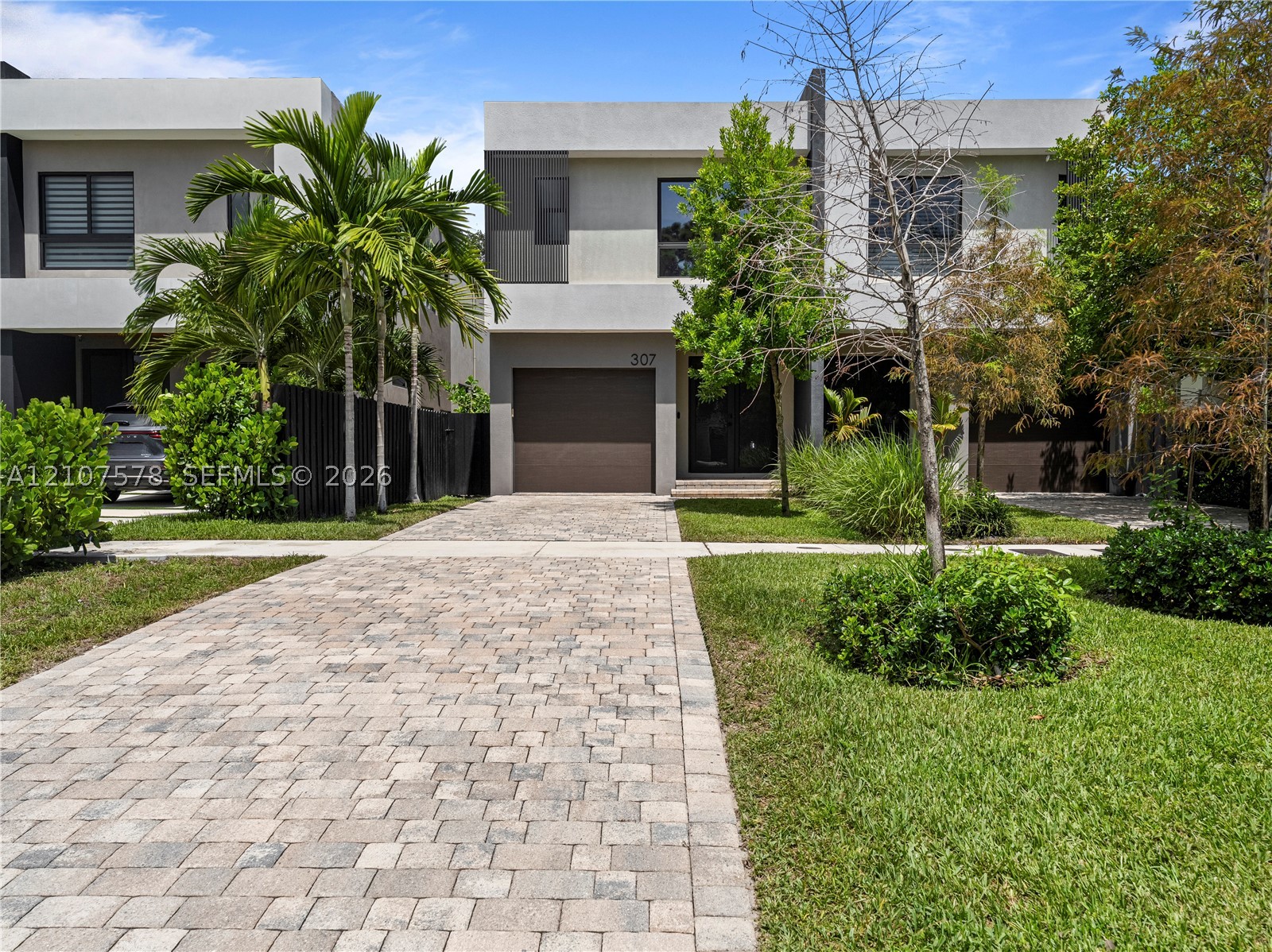 307 SW 10th St, Fort Lauderdale FL 33315