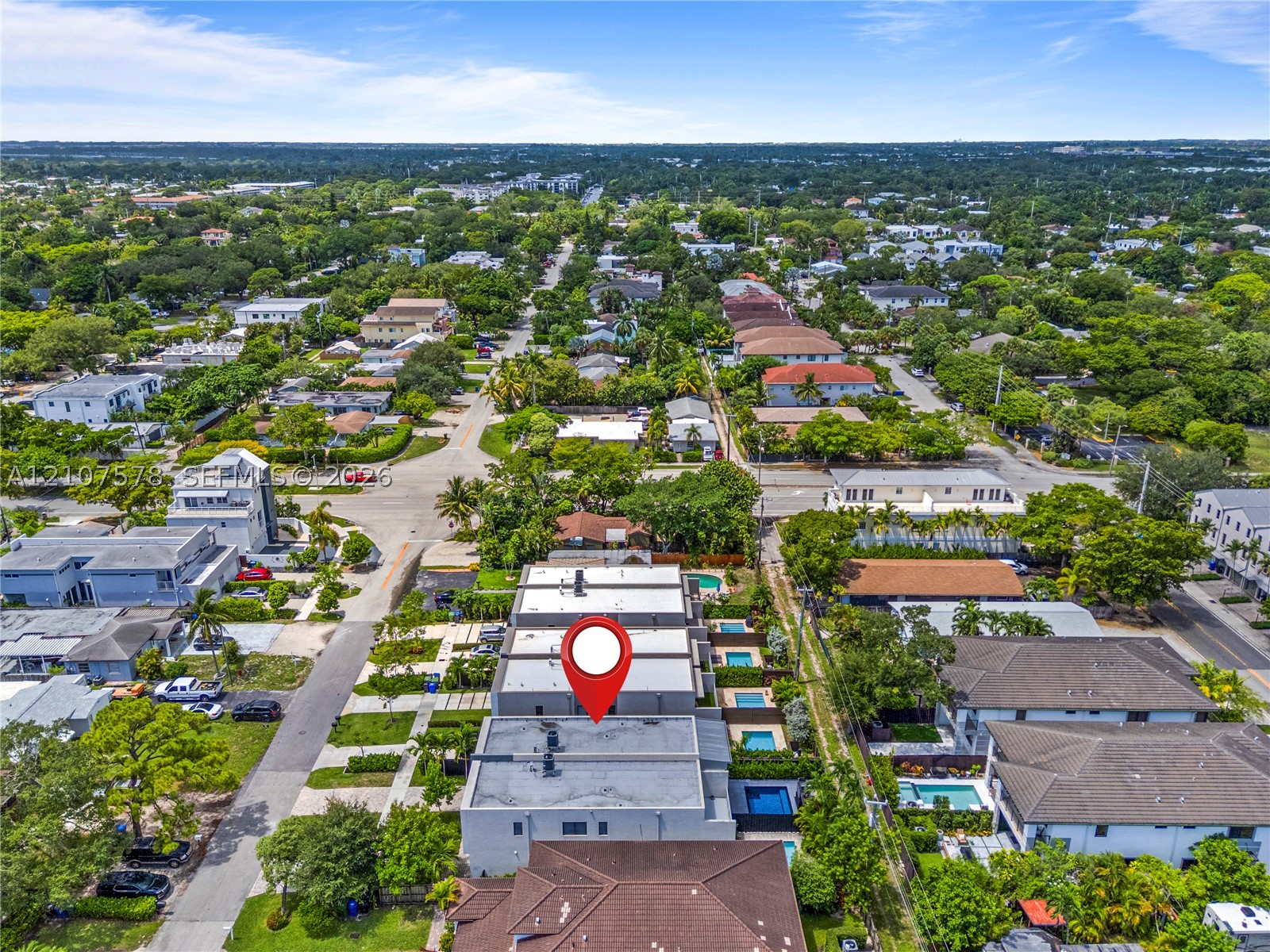 307 SW 10th St, Fort Lauderdale FL 33315