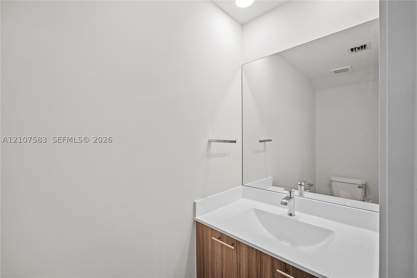 10270 NW 66th St #110, Doral FL 33178