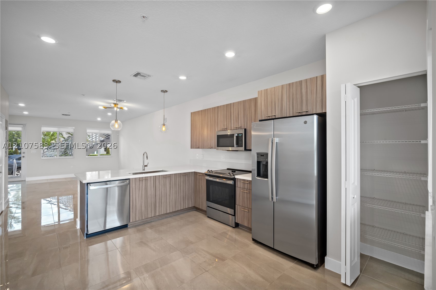 10270 NW 66th St #110, Doral FL 33178
