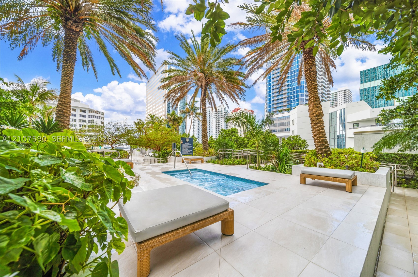950 Brickell Bay Dr #2509, Miami FL 33131