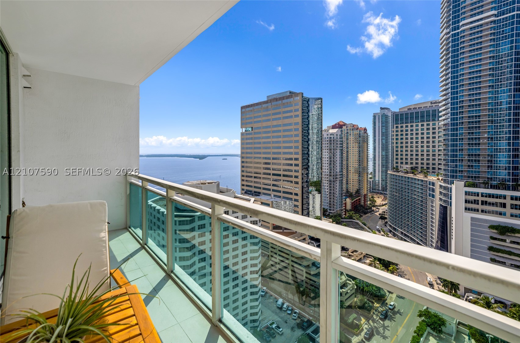 950 Brickell Bay Dr #2509, Miami FL 33131