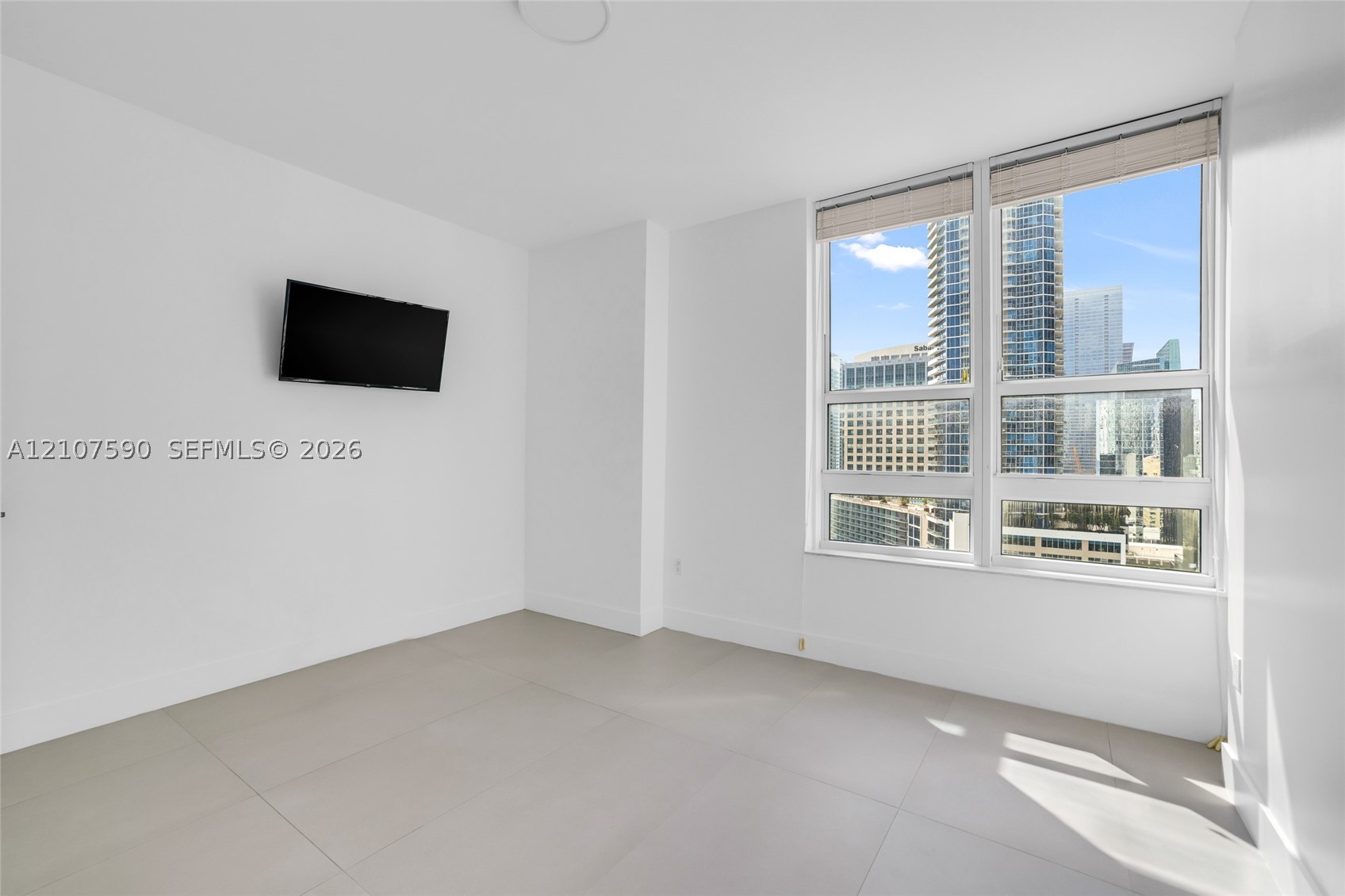 950 Brickell Bay Dr #2509, Miami FL 33131