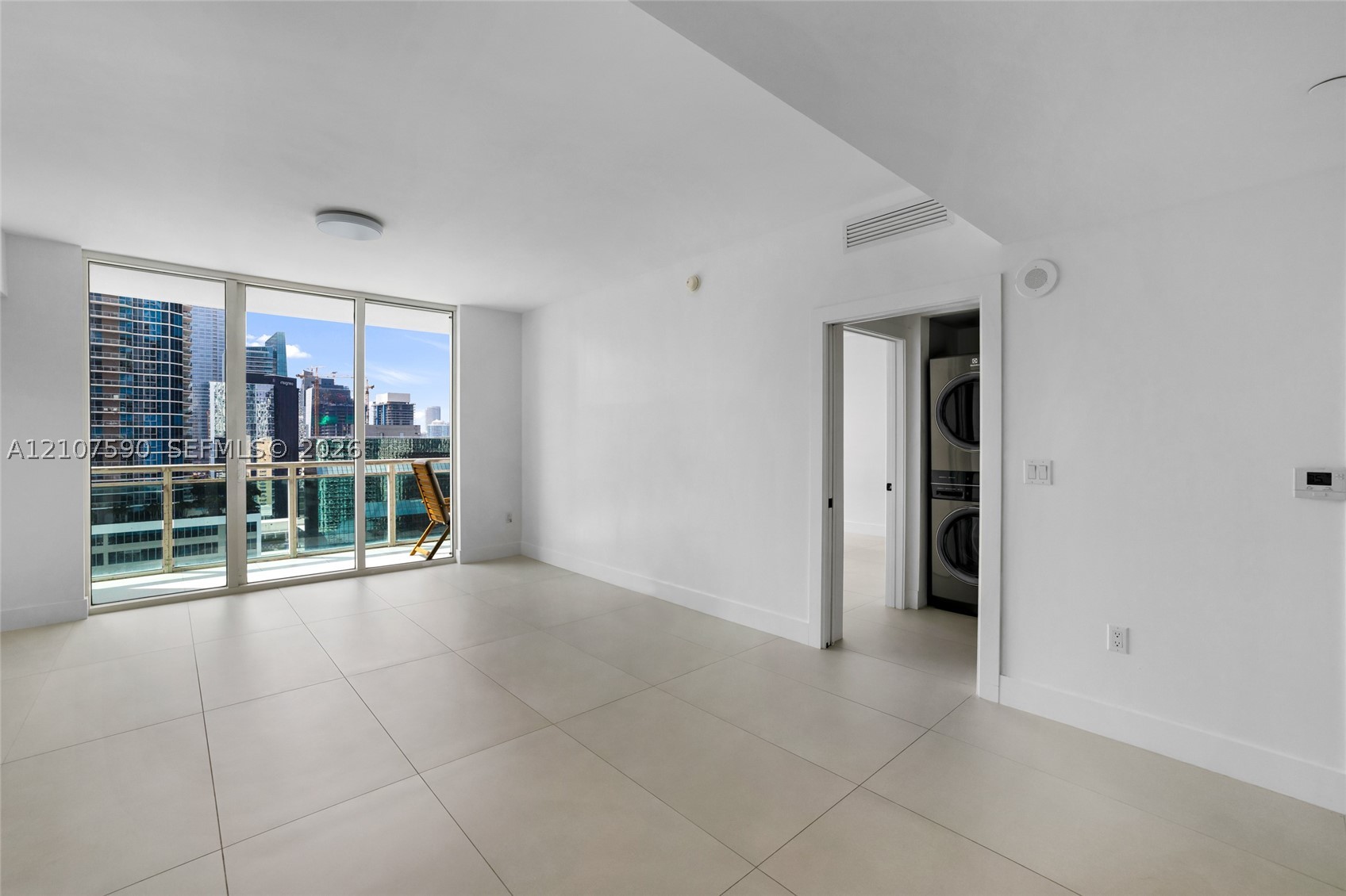 950 Brickell Bay Dr #2509, Miami FL 33131