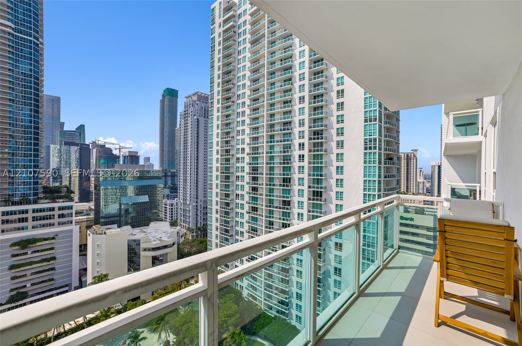 950 Brickell Bay Dr #2509, Miami FL 33131