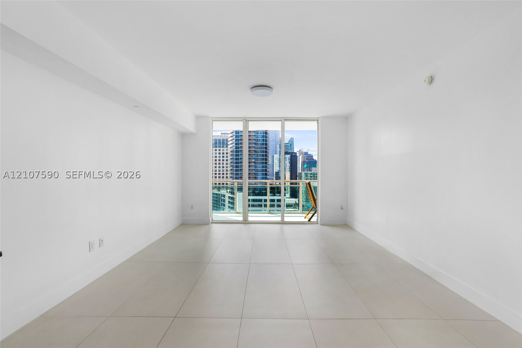 950 Brickell Bay Dr #2509, Miami FL 33131