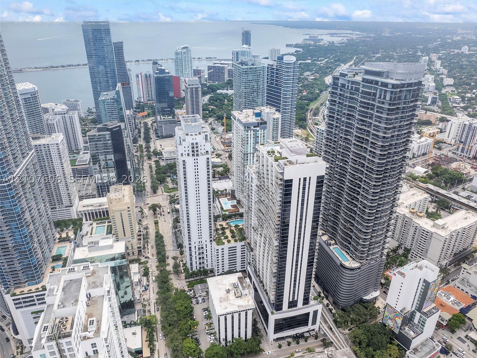 1060 Brickell Ave #2413, Miami FL 33131
