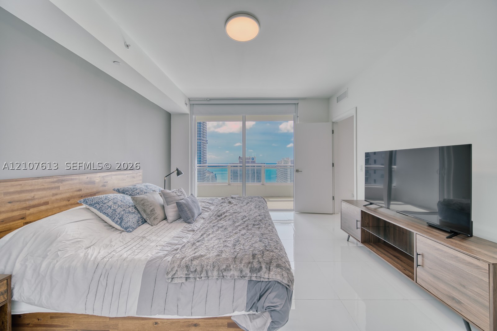 1080 Brickell Ave #3802, Miami FL 33131