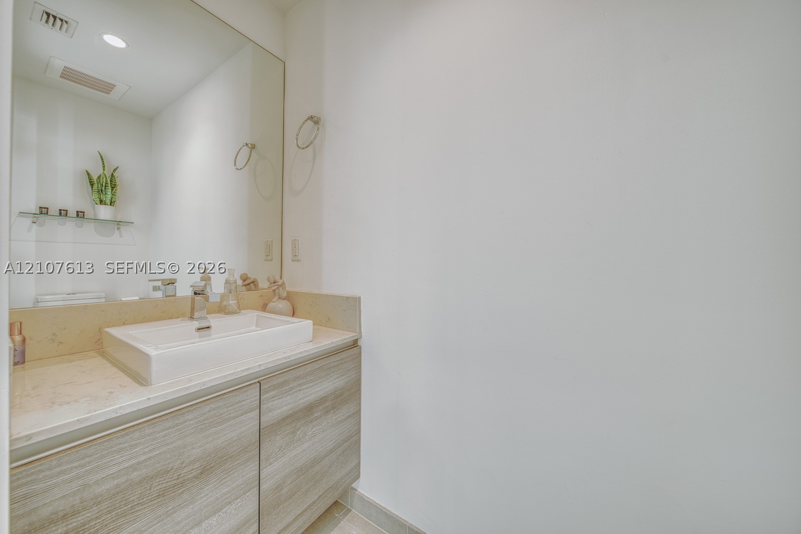1080 Brickell Ave #3802, Miami FL 33131