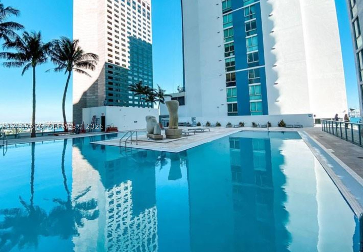 325 S Biscayne Blvd #1116, Miami FL 33131