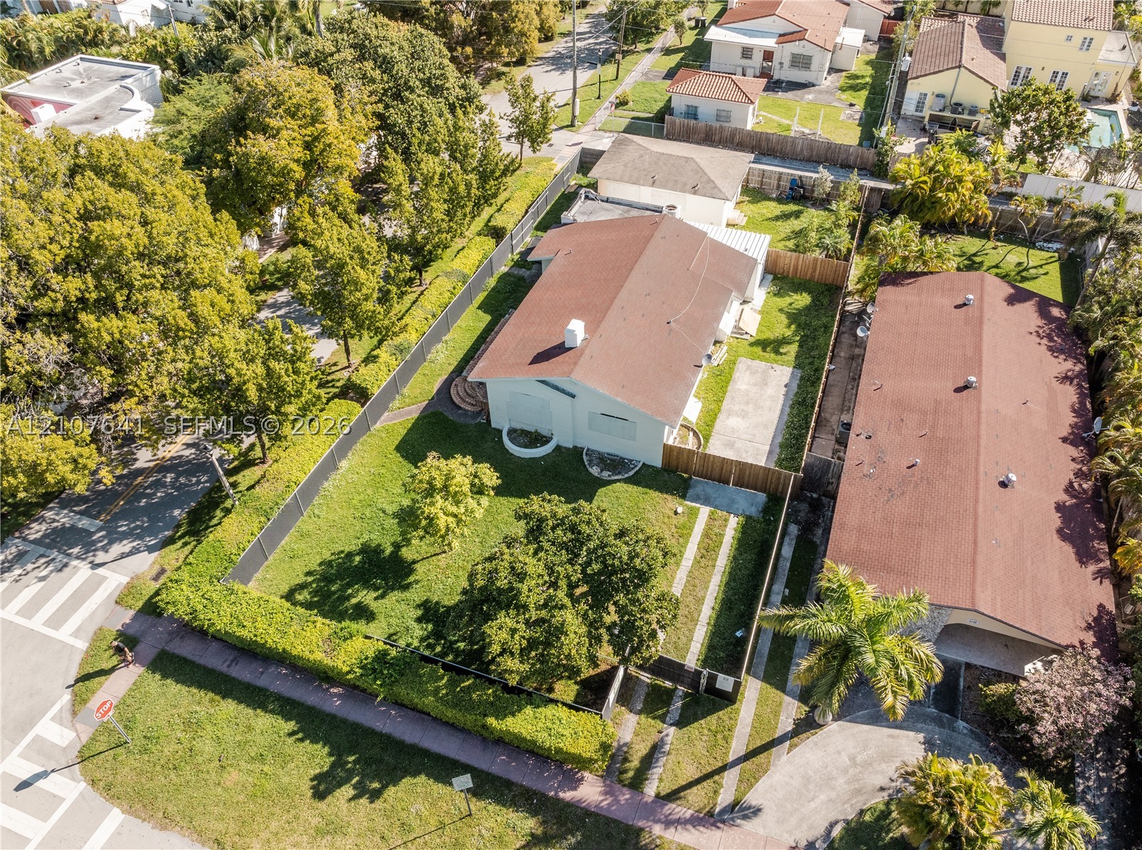 1255 Lenox Ave, Miami Beach FL 33139
