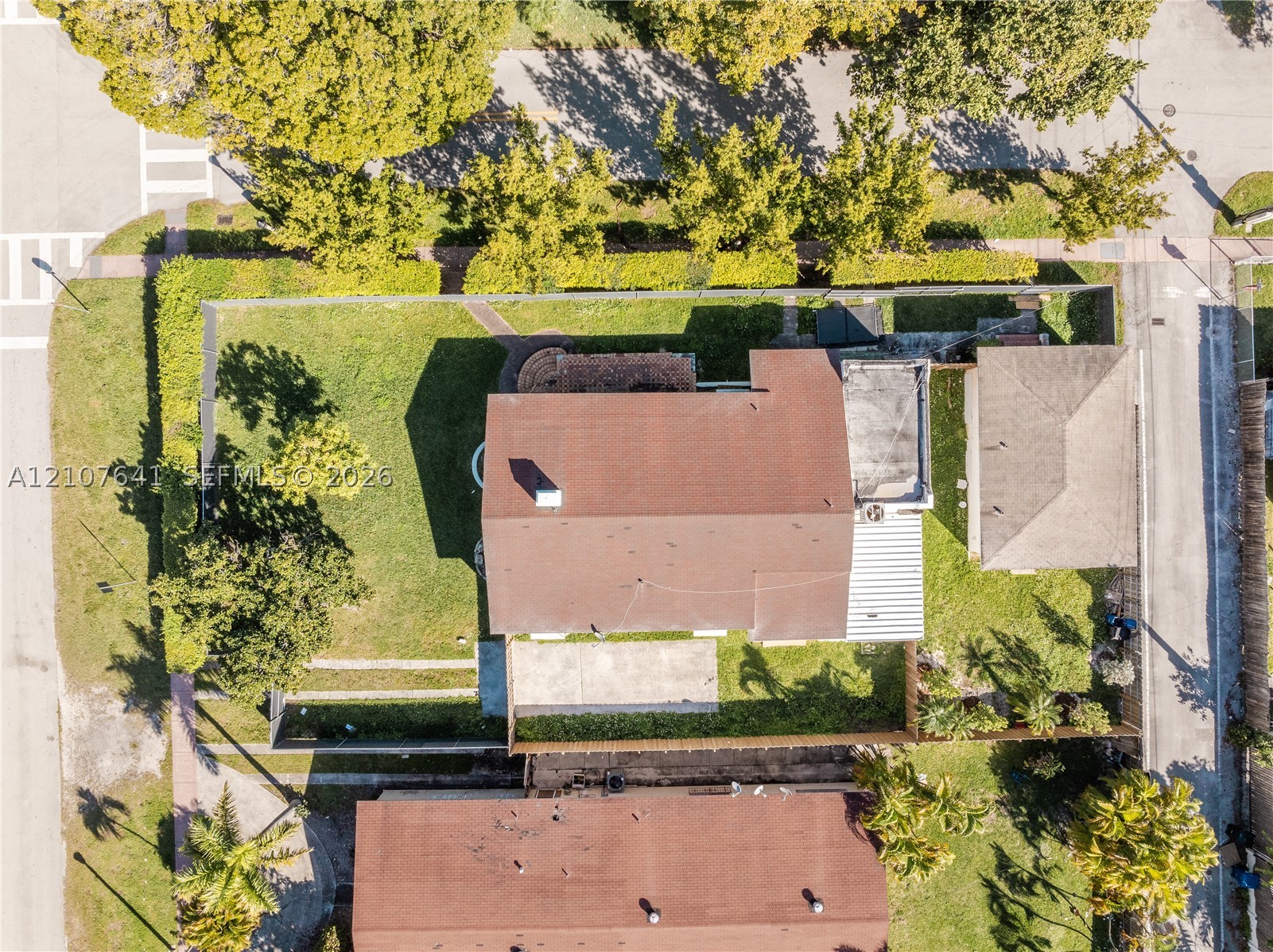 1255 Lenox Ave, Miami Beach FL 33139