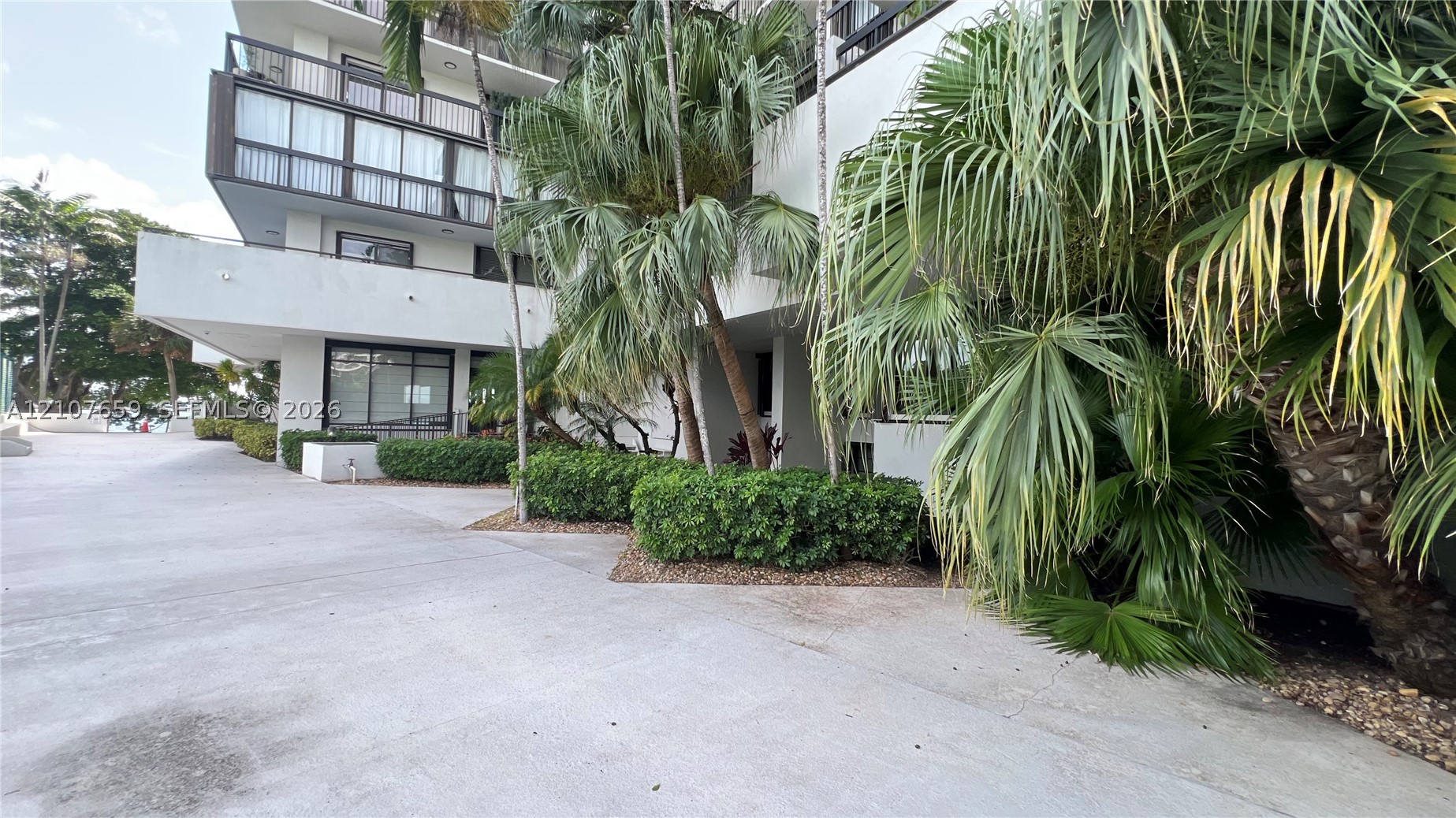 2333 BRIKELL AVE #2110, Miami FL 33129