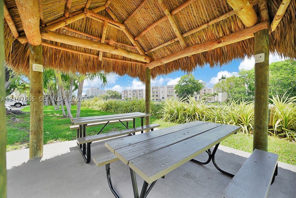7740 Camino Real #G-407, Miami FL 33143