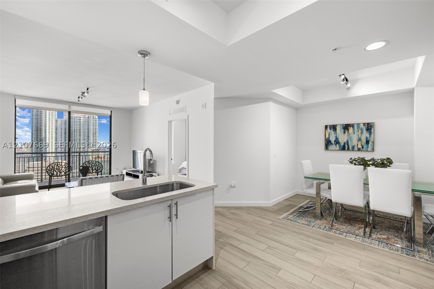 999 SW 1st Ave #2611, Miami FL 33130
