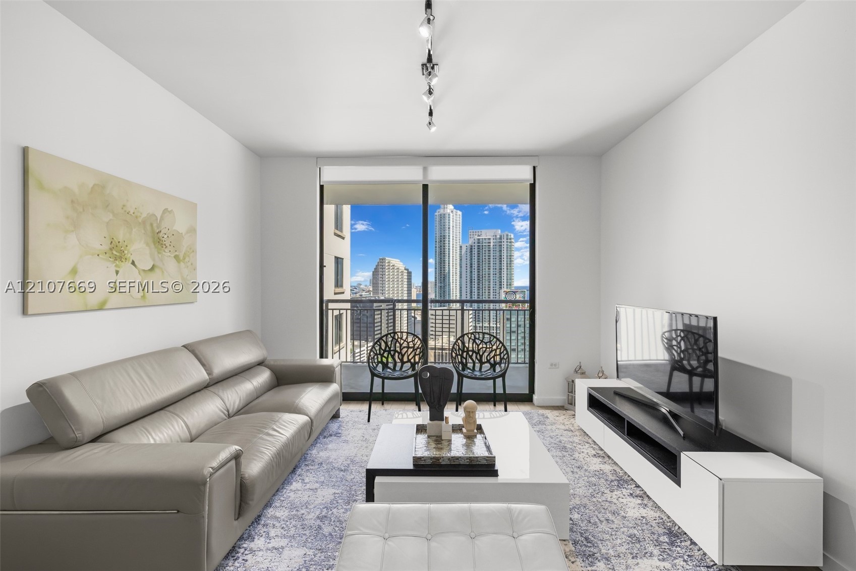999 SW 1st Ave #2611, Miami FL 33130
